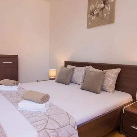 Nereo Apartamento
