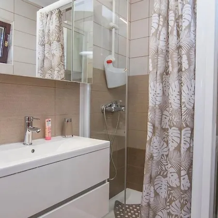 Nereo * マリ・ロシニュ