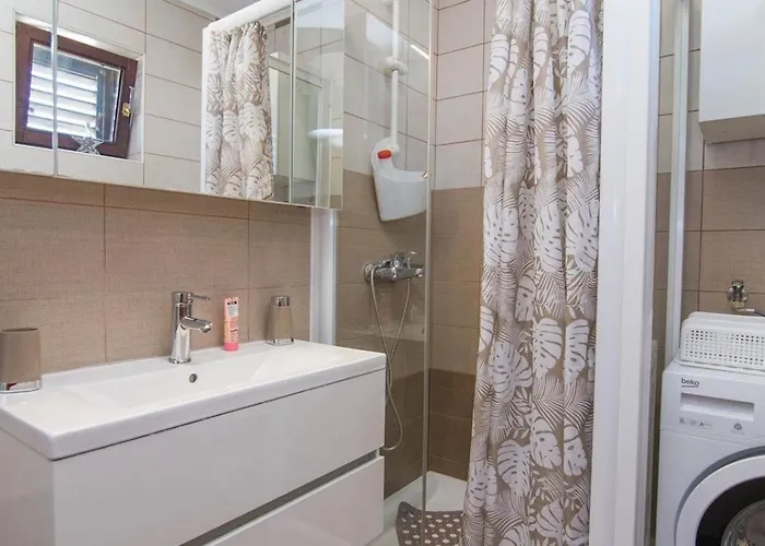 Nereo * Мали-Лошинь