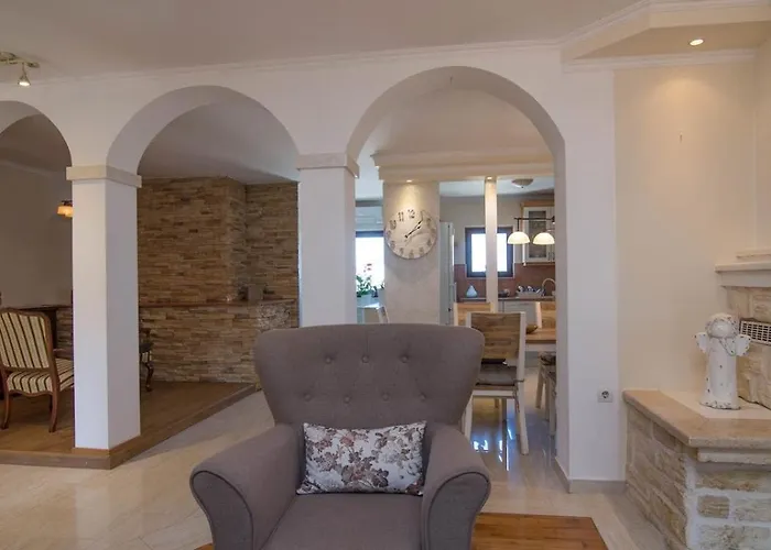 Nereo Апартаменты *